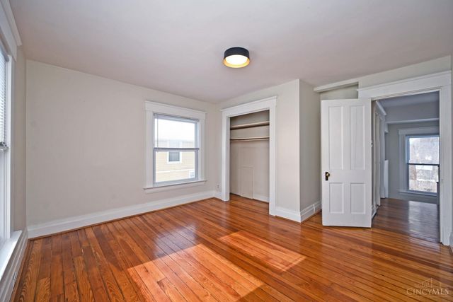 6124 Clephane Avenue, Cincinnati, OH 45227