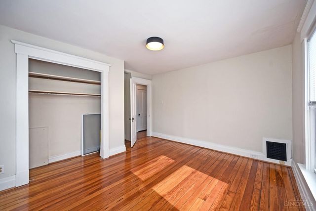 6124 Clephane Avenue, Cincinnati, OH 45227