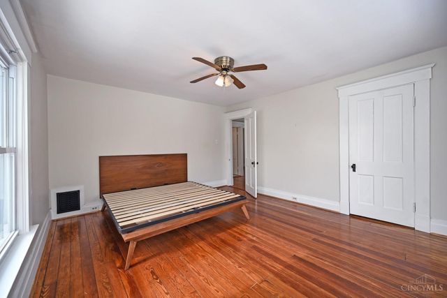 6124 Clephane Avenue, Cincinnati, OH 45227