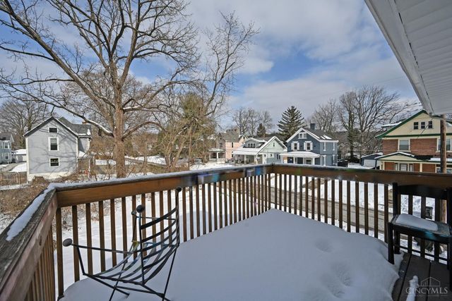 6124 Clephane Avenue, Cincinnati, OH 45227