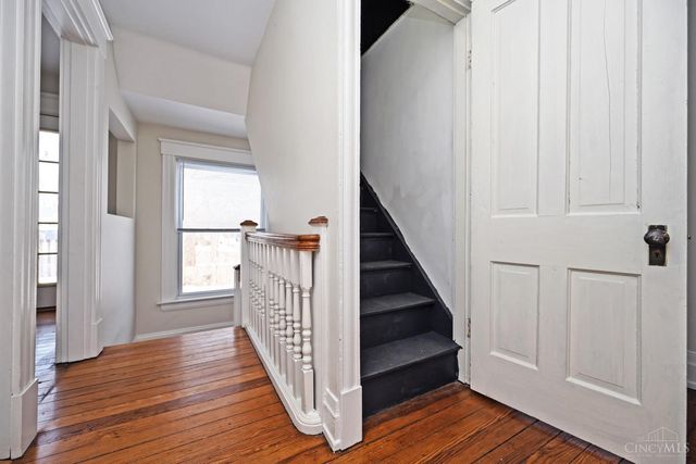 6124 Clephane Avenue, Cincinnati, OH 45227