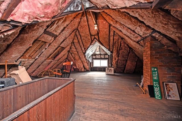 6124 Clephane Avenue, Cincinnati, OH 45227