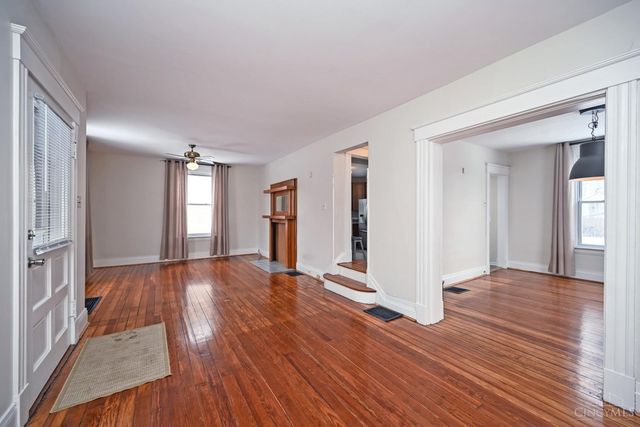 6124 Clephane Avenue, Cincinnati, OH 45227