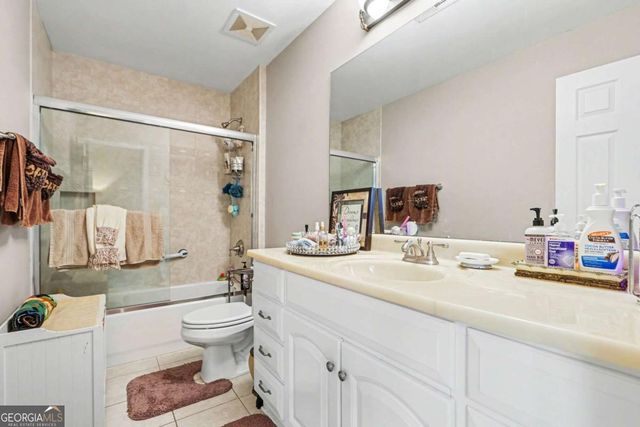 2540 Thornecreek Drive, Douglasville, GA 30135