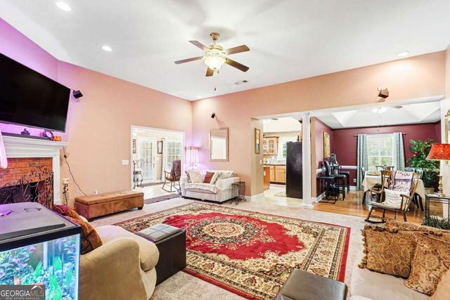 2540 Thornecreek Drive, Douglasville, GA 30135