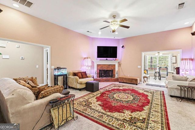 2540 Thornecreek Drive, Douglasville, GA 30135