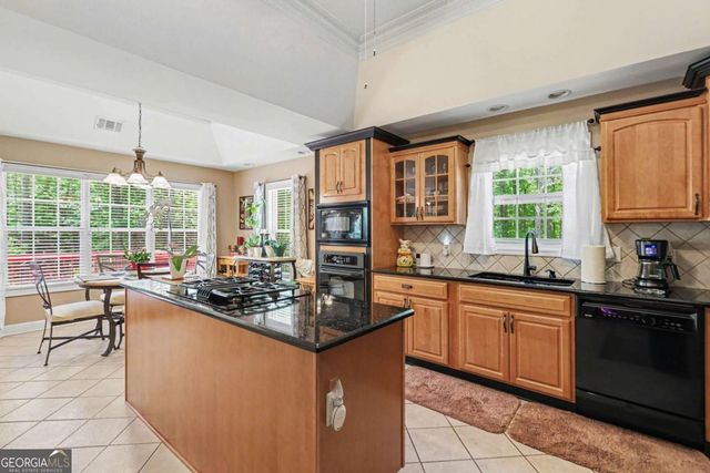 2540 Thornecreek Drive, Douglasville, GA 30135