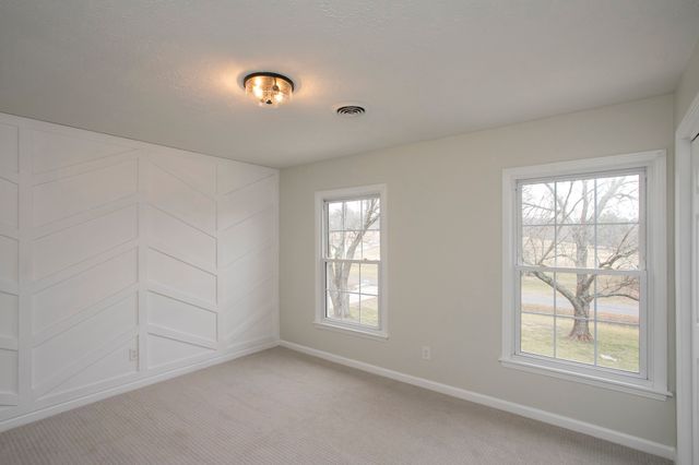 1005 Longview Dr, Hendersonville, TN 37075