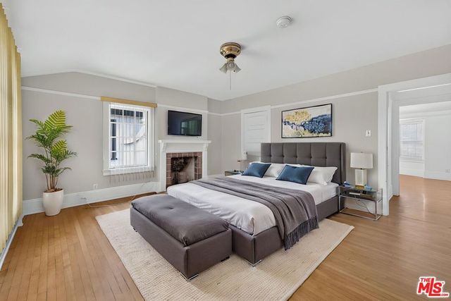 2215 W 21st Street, Los Angeles, CA 90018