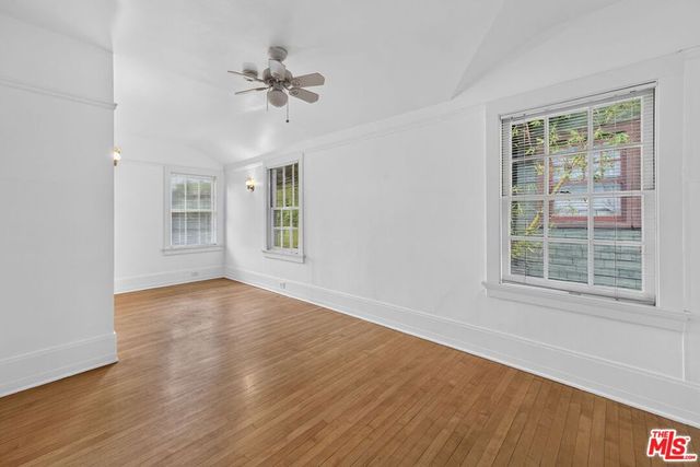 2215 W 21st Street, Los Angeles, CA 90018