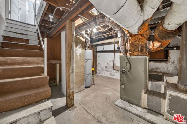 2215 W 21st Street, Los Angeles, CA 90018