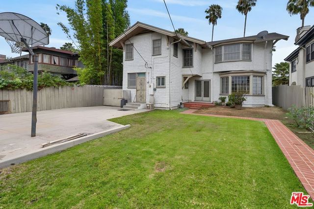 2215 W 21st Street, Los Angeles, CA 90018
