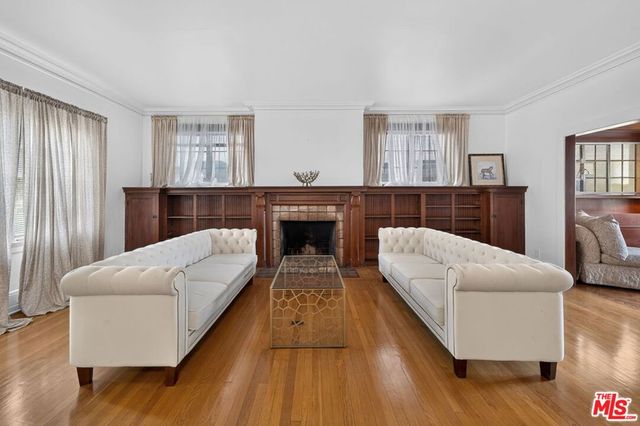 2215 W 21st Street, Los Angeles, CA 90018