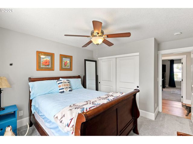 229 FINNEYS Ave, Molalla, OR 97038