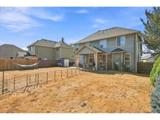 229 FINNEYS Ave, Molalla, OR 97038