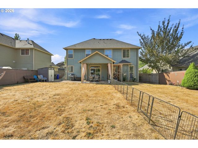 229 FINNEYS Ave, Molalla, OR 97038
