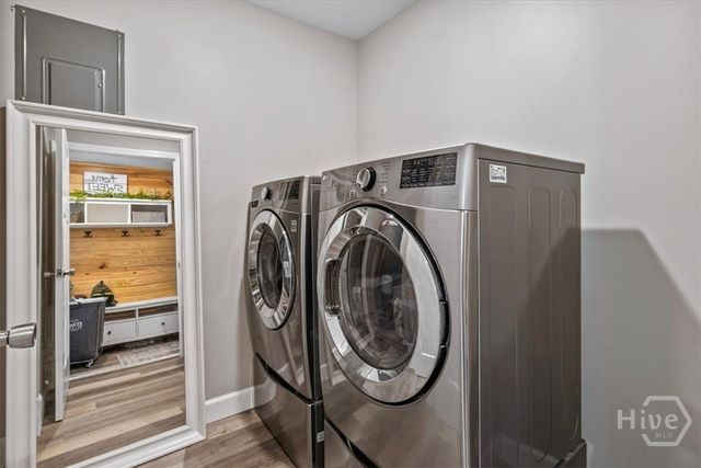 305 E 4th Street, Springfield, GA 31329