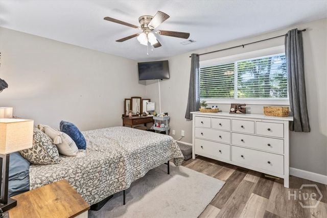 305 E 4th Street, Springfield, GA 31329