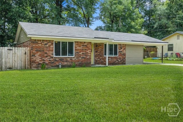 305 E 4th Street, Springfield, GA 31329