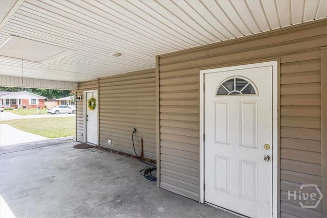 305 E 4th Street, Springfield, GA 31329