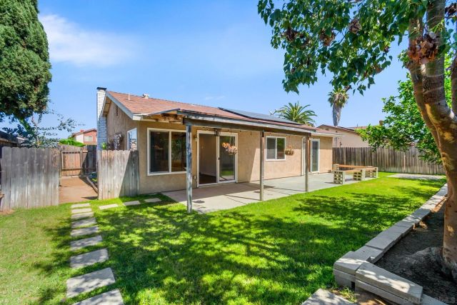 4621 Avery St, Oceanside, CA 92057