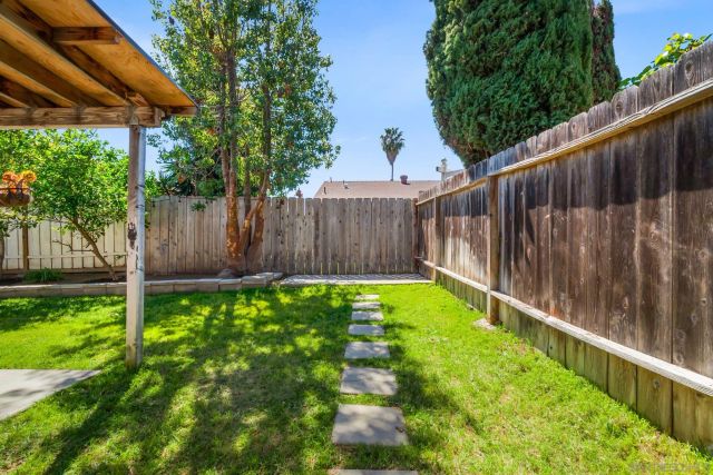 4621 Avery St, Oceanside, CA 92057