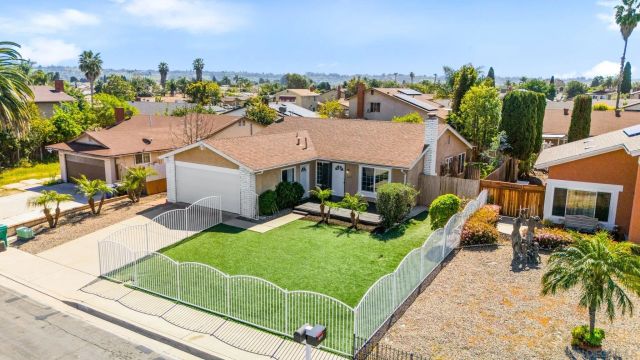 4621 Avery St, Oceanside, CA 92057