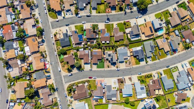 4621 Avery St, Oceanside, CA 92057