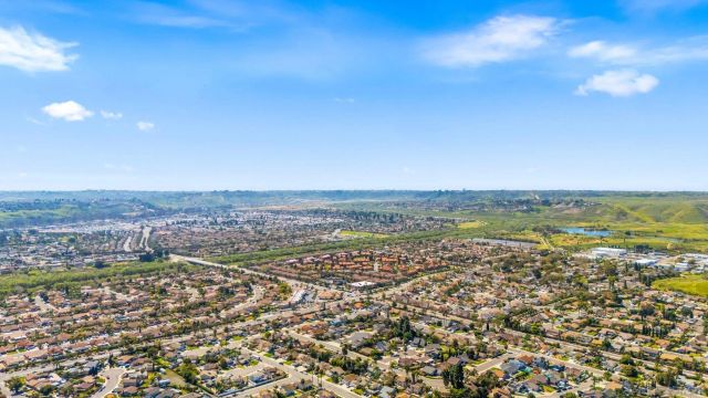 4621 Avery St, Oceanside, CA 92057