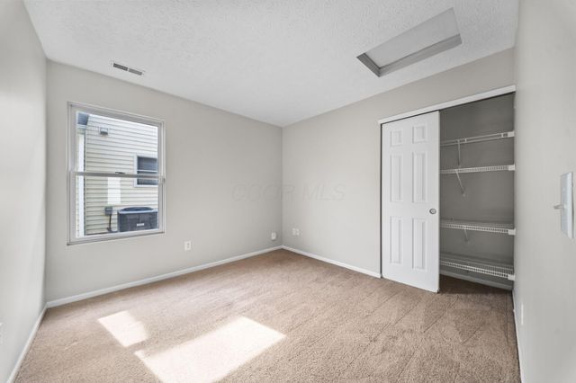 157 Feathertip Lane, Lewis Center, OH 43035