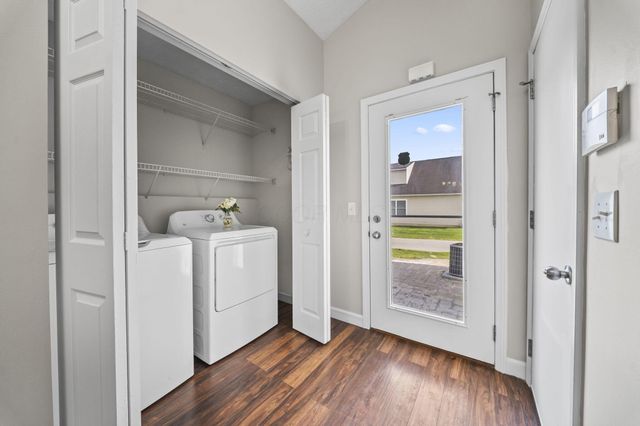 157 Feathertip Lane, Lewis Center, OH 43035
