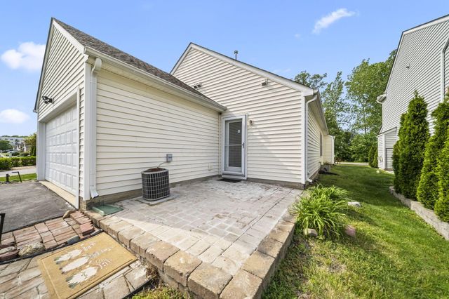157 Feathertip Lane, Lewis Center, OH 43035