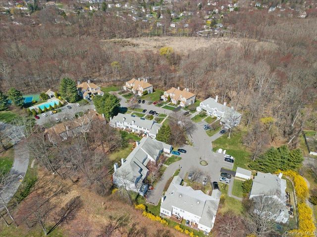 220 Sandpiper Court, Yorktown Heights, NY 10598