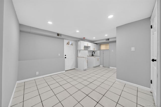 68 Champlain Street, Port Jefferson Station, NY 11776