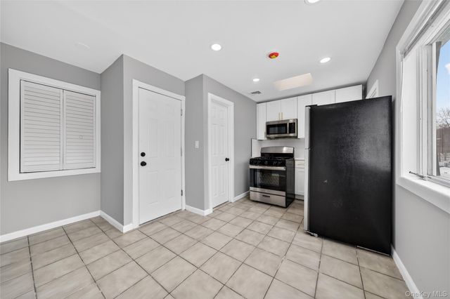 68 Champlain Street, Port Jefferson Station, NY 11776