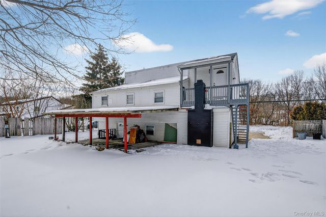 68 Champlain Street, Port Jefferson Station, NY 11776