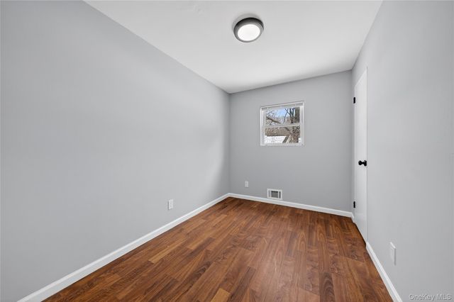 68 Champlain Street, Port Jefferson Station, NY 11776