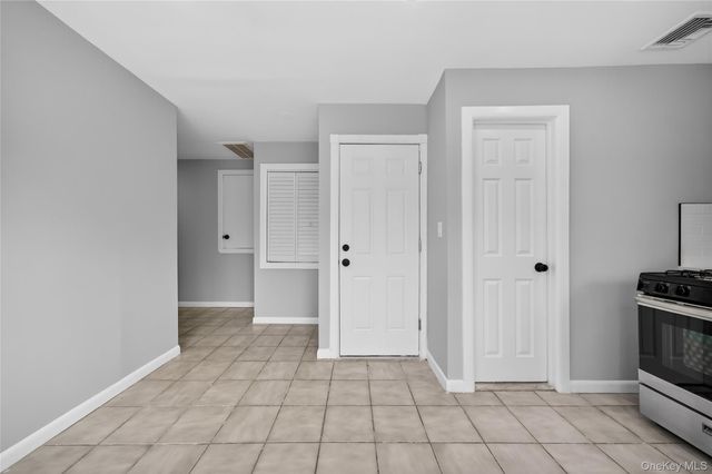 68 Champlain Street, Port Jefferson Station, NY 11776