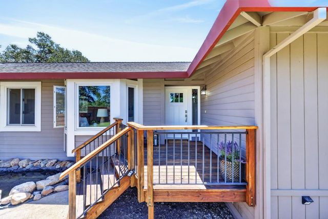 4820 Shooting Star Rd, Pollock Pines, CA 95726