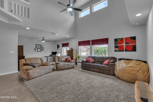 14585 SPANISH POINT Drive, El Paso, TX 79938