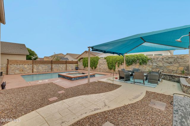 14585 SPANISH POINT Drive, El Paso, TX 79938