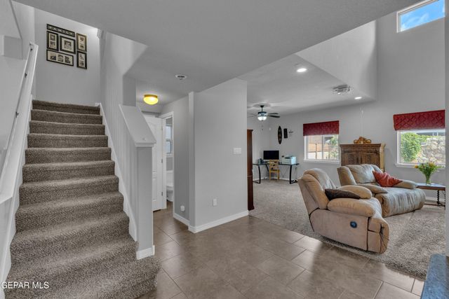 14585 SPANISH POINT Drive, El Paso, TX 79938