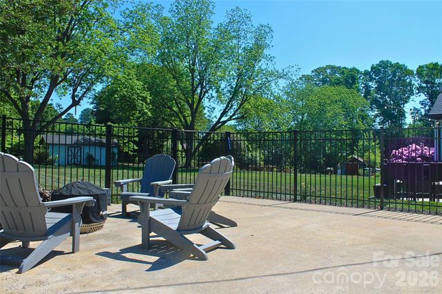 101 Amity Circle, Belmont, NC 28012