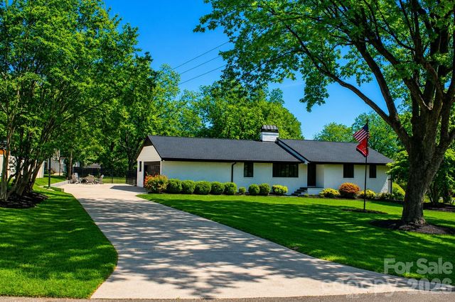 101 Amity Circle, Belmont, NC 28012