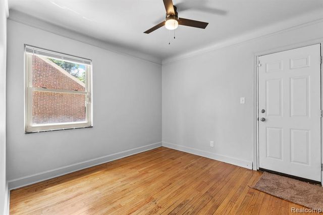 15903 Saint Marys Street, Detroit, MI 48227