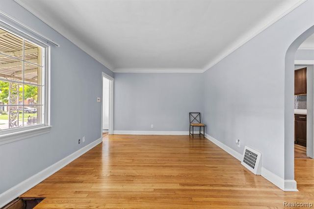 15903 Saint Marys Street, Detroit, MI 48227
