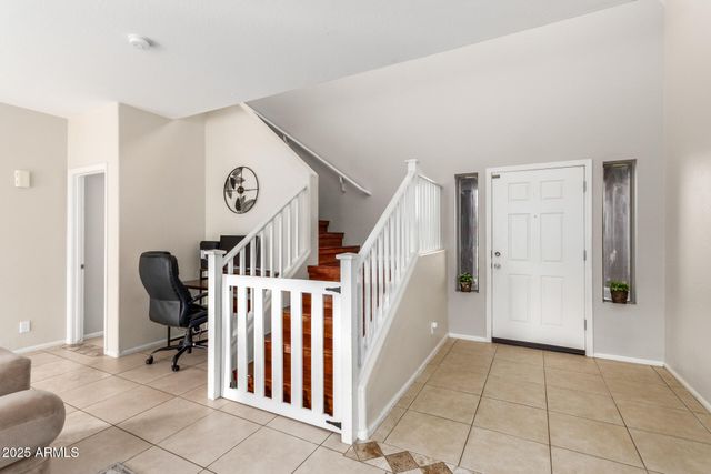 627 W OAK TREE Lane, San Tan Valley, AZ 85143