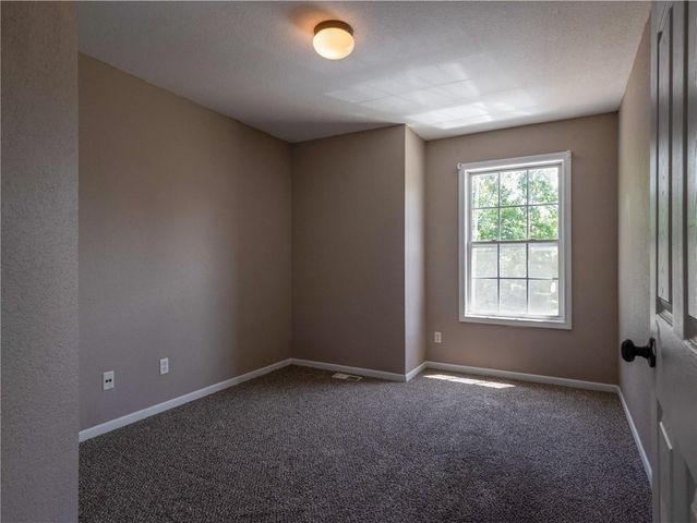 520 N John Doy Court, Lawrence, KS 66049