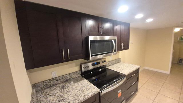 820 Lavers Circle G409, Delray Beach, FL 33444