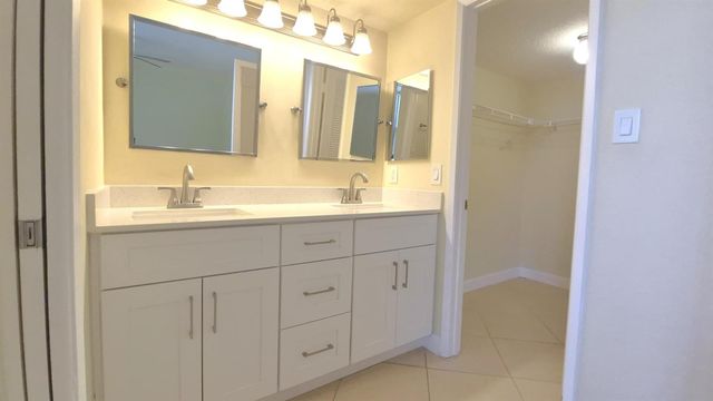 820 Lavers Circle G409, Delray Beach, FL 33444